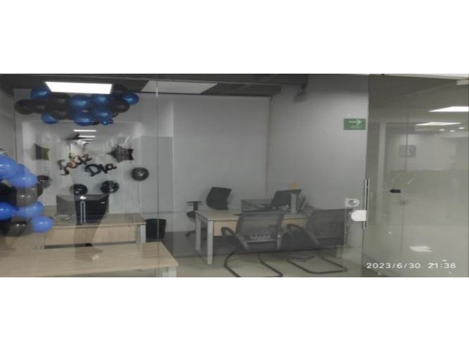 Bodega en arriendo en Zona Industrial No. 3, Itagüí, 2629 m² · foto 9 de 15