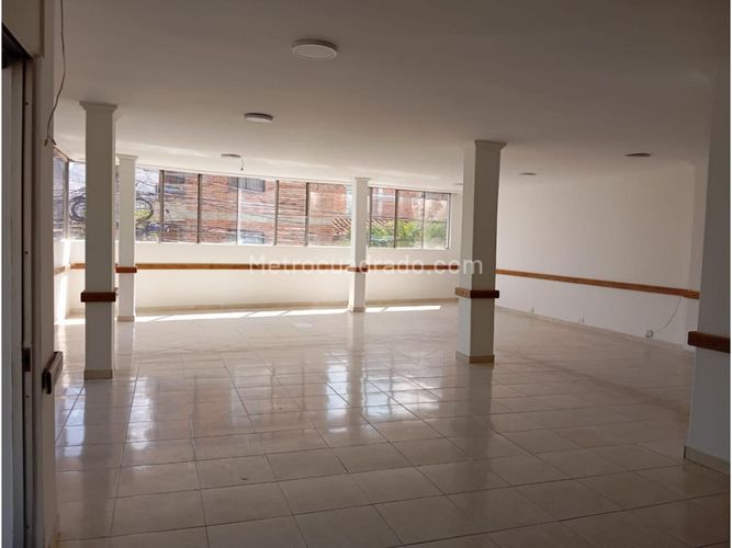 Local en arriendo en Cabañas, Bello, 140 m² · foto 7 de 7