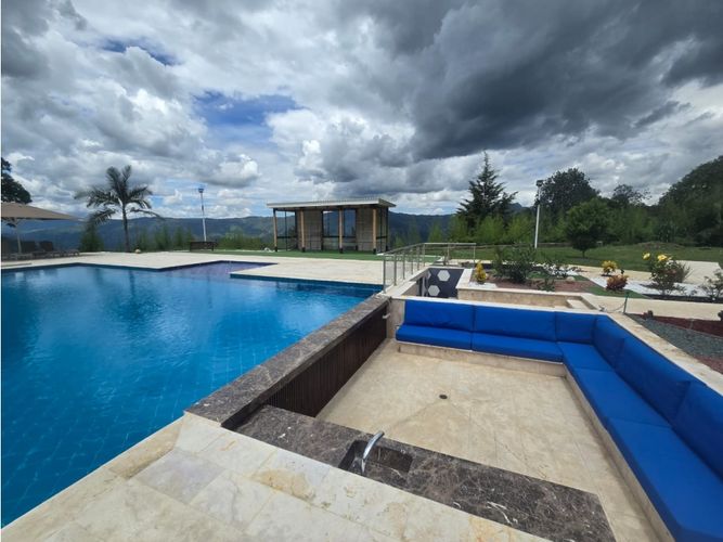 Finca en venta en Copacabana, 32000 m² · foto 7 de 24