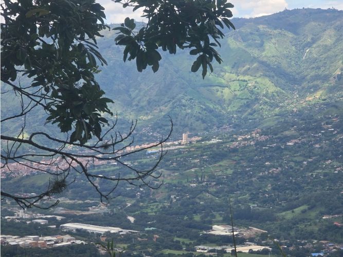 Finca en venta en Copacabana, 32000 m² · foto 9 de 24