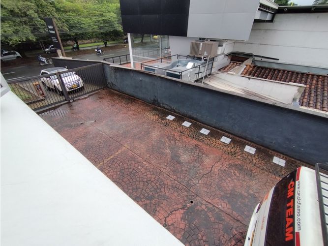 Local en arriendo en Santa María De Los Ángeles, Medellín, 487 m² · foto 8 de 24