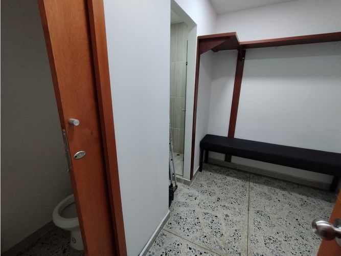 Local en arriendo en Santa María De Los Ángeles, Medellín, 487 m² · foto 10 de 24