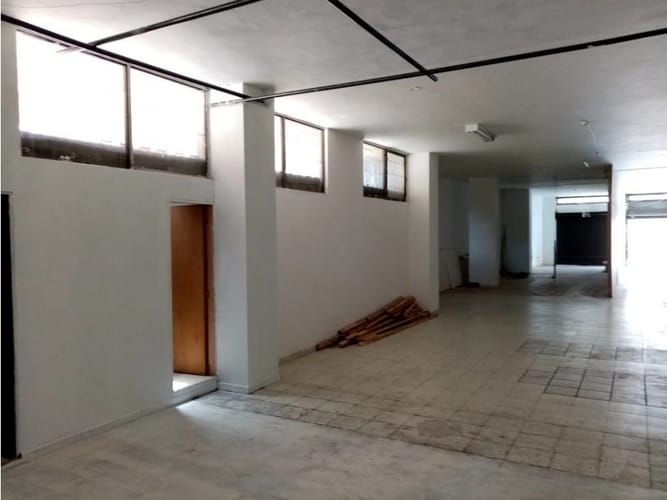 Local en venta en El Porvenir, Rionegro, 372 m² · foto 3 de 4
