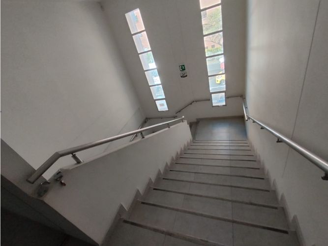 Local en arriendo en Carlos E Restrepo, Medellín, 345 m² · foto 6 de 9