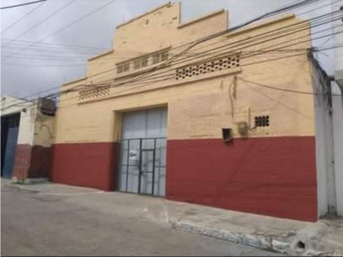 Bodega en arriendo en La Concepcion, Barranquilla, 480 m² · foto 2 de 2