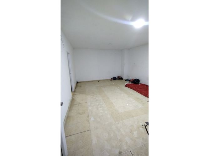 Bodega en arriendo en Siete De Abril, Barranquilla, 800 m² · foto 10 de 12