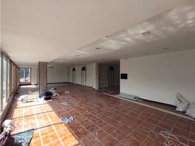 Bodega en venta en Las Vegas, Envigado, 1800 m² · foto 3 de 15