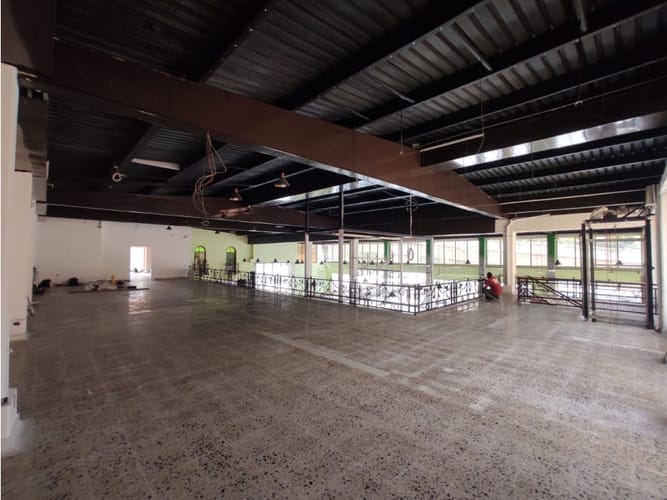 Bodega en venta en Las Vegas, Envigado, 1800 m² · foto 9 de 15
