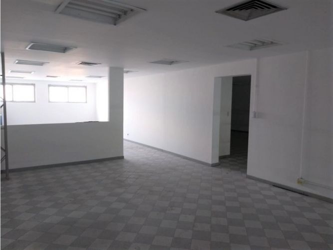 Bodega en arriendo en Colon, Medellín, 620 m² · foto 3 de 10