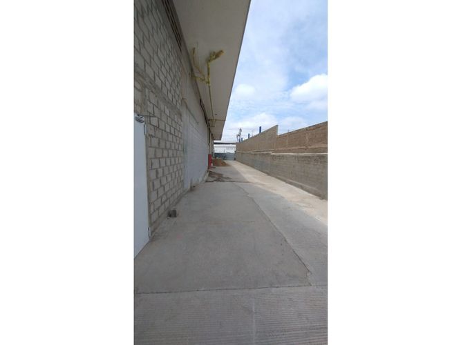 Bodega en arriendo en La Concepcion, Barranquilla, 2000 m² · foto 4 de 6