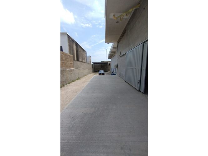 Bodega en arriendo en La Concepcion, Barranquilla, 2000 m² · foto 5 de 6