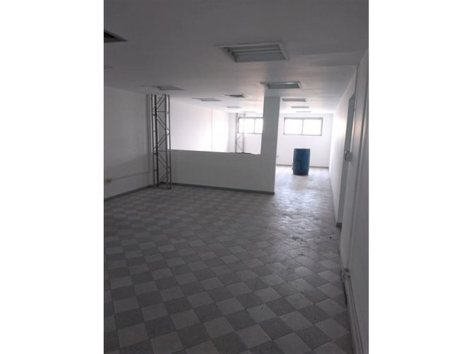 Bodega en arriendo en Colon, Medellín, 620 m² · foto 5 de 10