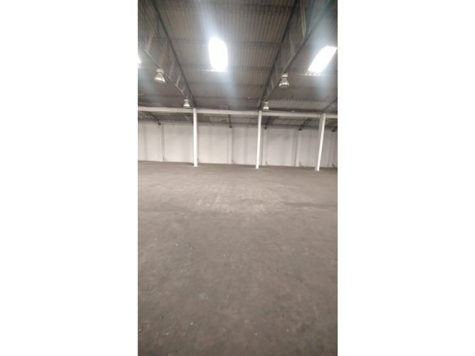 Bodega en arriendo en La Concepcion, Barranquilla, 954 m² · foto 4 de 6