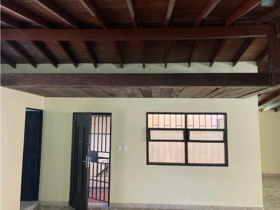 Commercial Space in Calasanz (160 m²) for Sale - 4