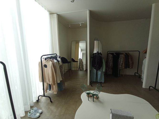 Oficina en arriendo en Las Lomas, Medellín, 70 m² · foto 8 de 10