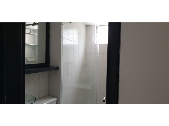Apartamento de 2 alcobas en arriendo en Loma Del Indio, Medellín, 65 m² · foto 5 de 13