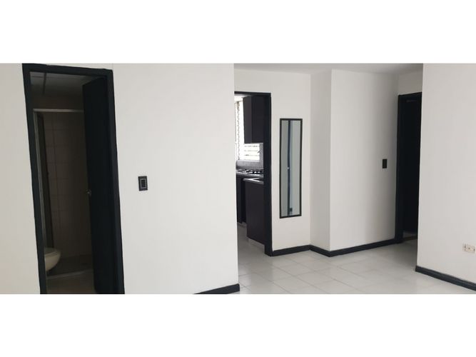 Apartamento de 2 alcobas en arriendo en Loma Del Indio, Medellín, 65 m² · foto 10 de 13
