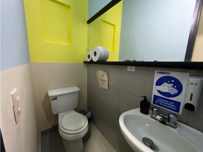 Local en arriendo en San Diego, Medellín, 120 m² · foto 3 de 9