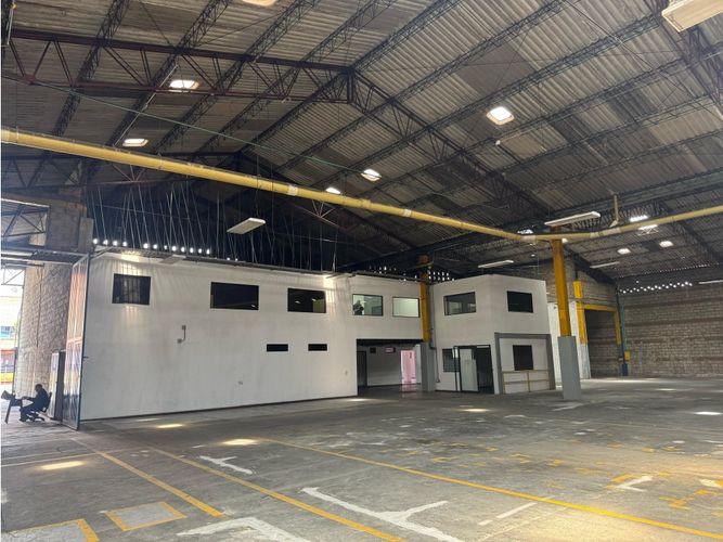 Bodega en arriendo en Zona Industrial No. 1, Itagüí · foto 4 de 5