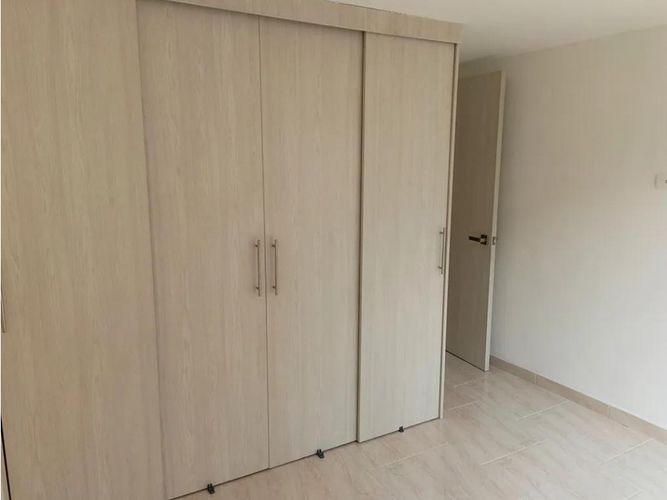 Apartamento de 3 alcobas en venta en Belén Miravalle, Medellín, 117 m² · foto 13 de 22