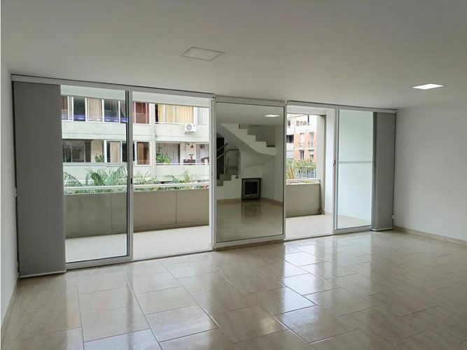 Apartamento de 3 alcobas en venta en Belén Miravalle, Medellín, 117 m² · foto 19 de 22