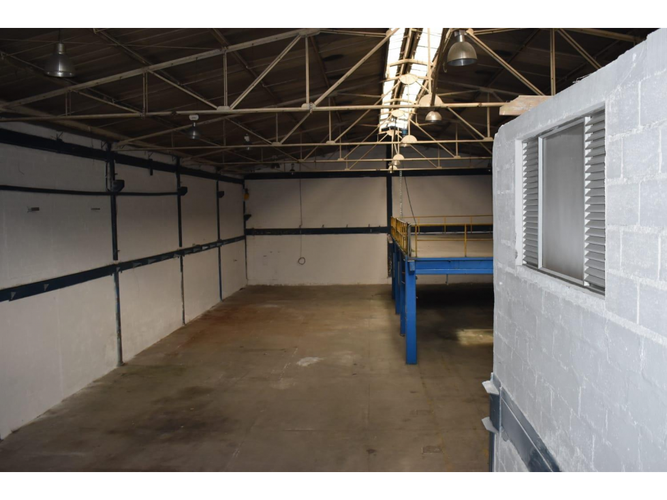 Bodega en arriendo en Entre Amigos, Sabaneta, 1000 m² · foto 5 de 5