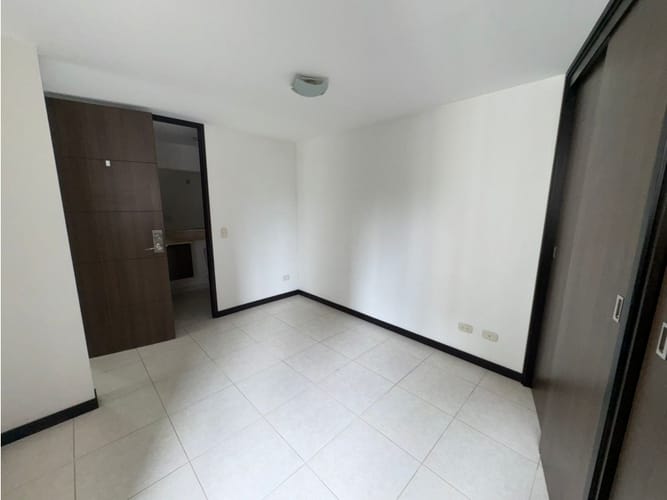 Apartamento de 3 alcobas en venta en Ub Cortijo De San Jose, Sabaneta, 74 m² · foto 12 de 18