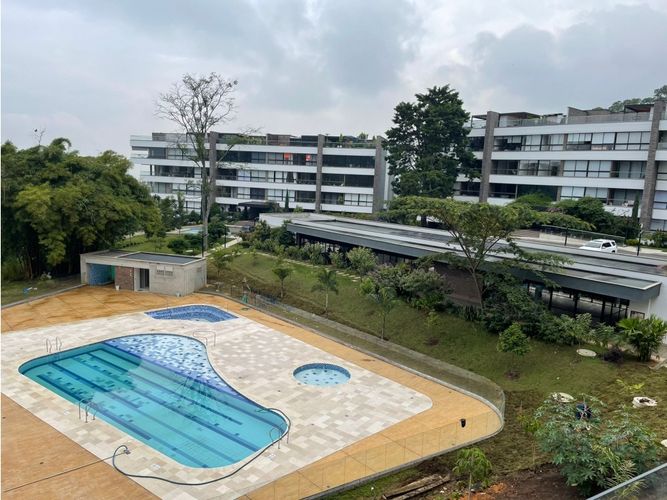 Apartamento de 3 alcobas en venta en Altos Del Escobero, Envigado, 165 m² · foto 1 de 1