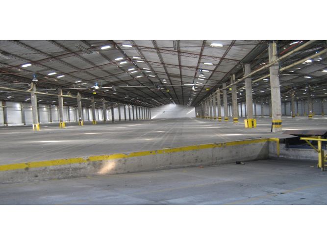 Bodega en venta en Zona Industrial No. 1, Itagüí · foto 4 de 5
