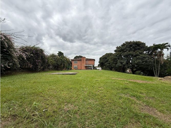 Casa de 10 alcobas en venta en Vía Las Palmas, Medellín, 500 m² · foto 4 de 24