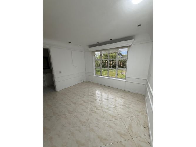 Casa de 10 alcobas en venta en Vía Las Palmas, Medellín, 500 m² · foto 7 de 24