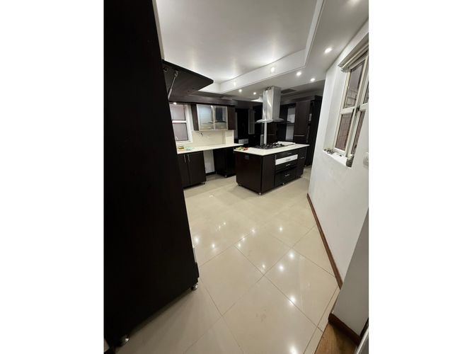 Casa de 10 alcobas en venta en Vía Las Palmas, Medellín, 500 m² · foto 9 de 24