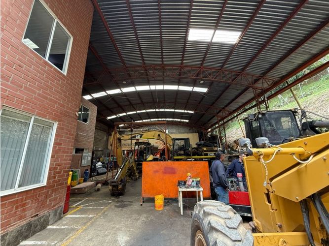 Bodega en venta en Entre Amigos, Sabaneta, 800 m² · foto 2 de 7