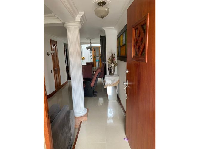 Casa de 3 alcobas en venta en Diego Echavarría, Medellín, 140 m² · foto 4 de 11