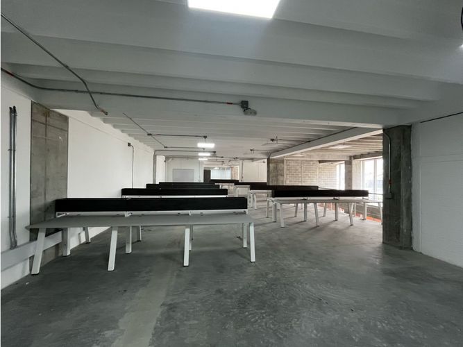 Local en arriendo en Colombia, Medellín, 3395 m² · foto 5 de 10