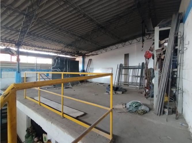 Bodega en arriendo en Los Olivos I, Barranquilla, 350 m² · foto 2 de 9