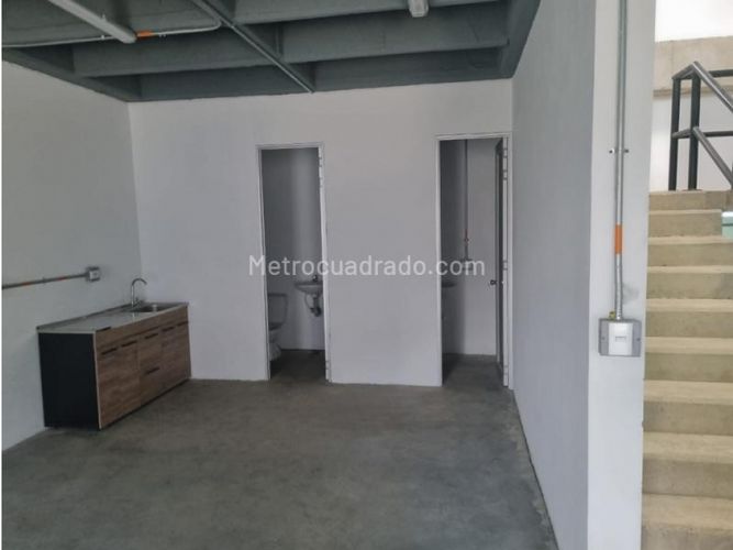 Bodega en venta en Manizales, 715 m² · foto 7 de 7