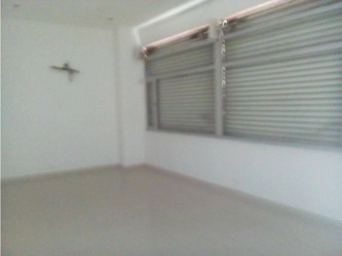 Bodega en arriendo en San Roque, Barranquilla, 1000 m² · foto 8 de 10