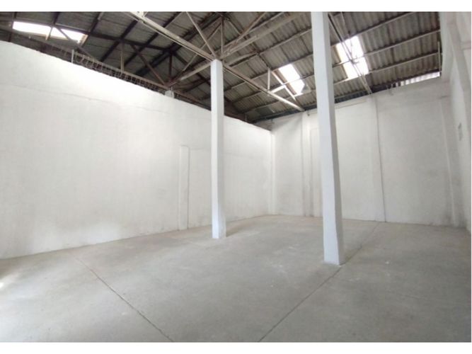 Bodega en arriendo en El Centro, Cartagena, 500 m² · foto 5 de 8