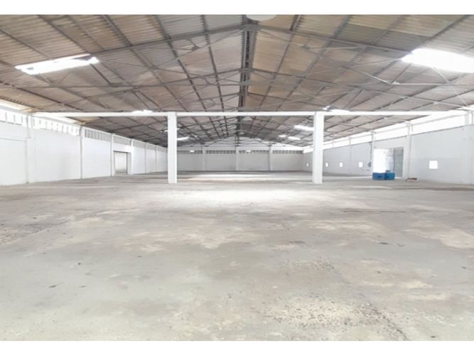 Bodega en arriendo en El Centro, Cartagena, 500 m² · foto 8 de 8