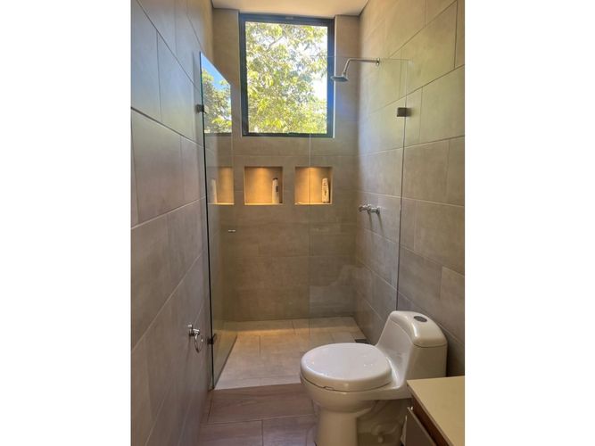 Casa de 4 alcobas en venta en Monta�Ita, Medellín, 320 m² · foto 4 de 5