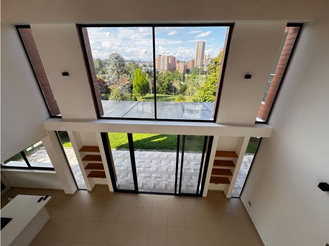 Casa de 5 alcobas en venta en Chipre, Rionegro, 280 m² · foto 10 de 15