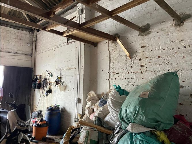 Local en arriendo en Colombia, Medellín, 30 m² · foto 2 de 5