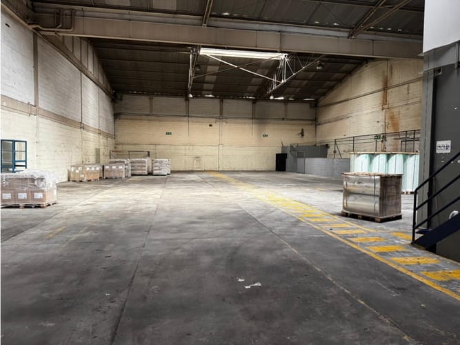 Bodega en arriendo en Monteazul, Sabaneta, 1100 m² · foto 3 de 8