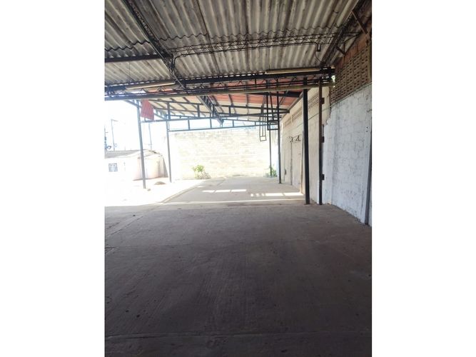 Bodega en arriendo en Carrizal, Barranquilla, 800 m² · foto 3 de 7