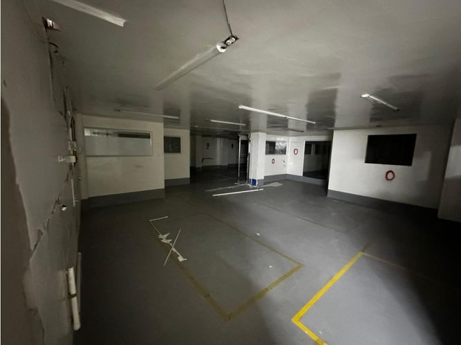 Bodega en arriendo en Cerro Nutibara, Medellín, 1581 m² · foto 2 de 13