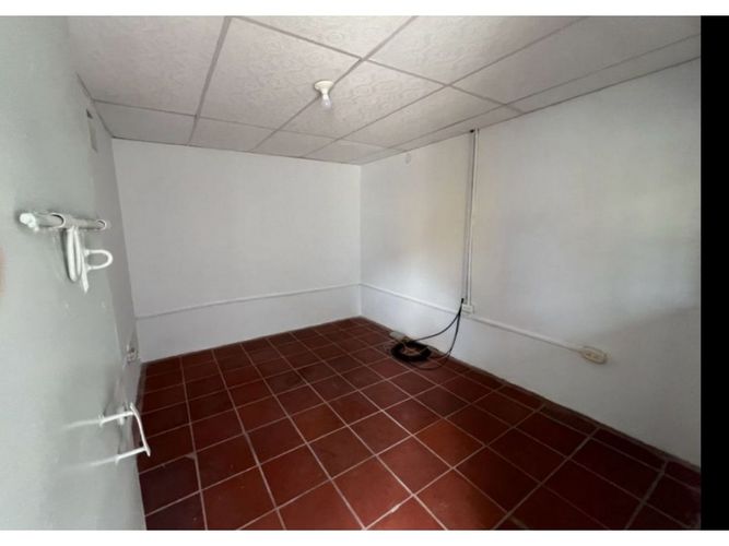 Bodega en arriendo en San Carlos, Barranquilla, 300 m² · foto 7 de 12