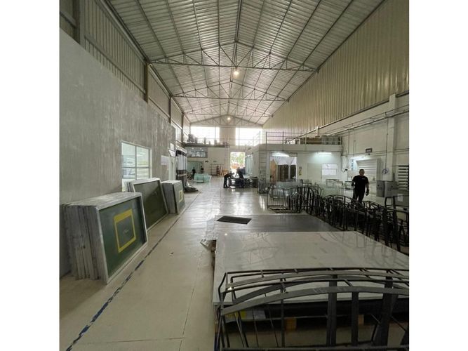 Bodega en venta en La Corrala, Manizales, 1000 m² · foto 4 de 7