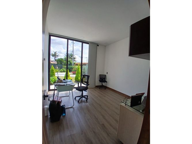Casa de 3 alcobas en venta en Llano Grande, Rionegro, 523 m² · foto 8 de 13