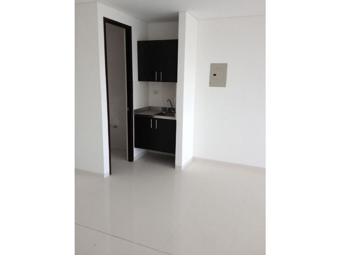 Oficina en arriendo en La Concepcion, Barranquilla, 50 m² · foto 2 de 6